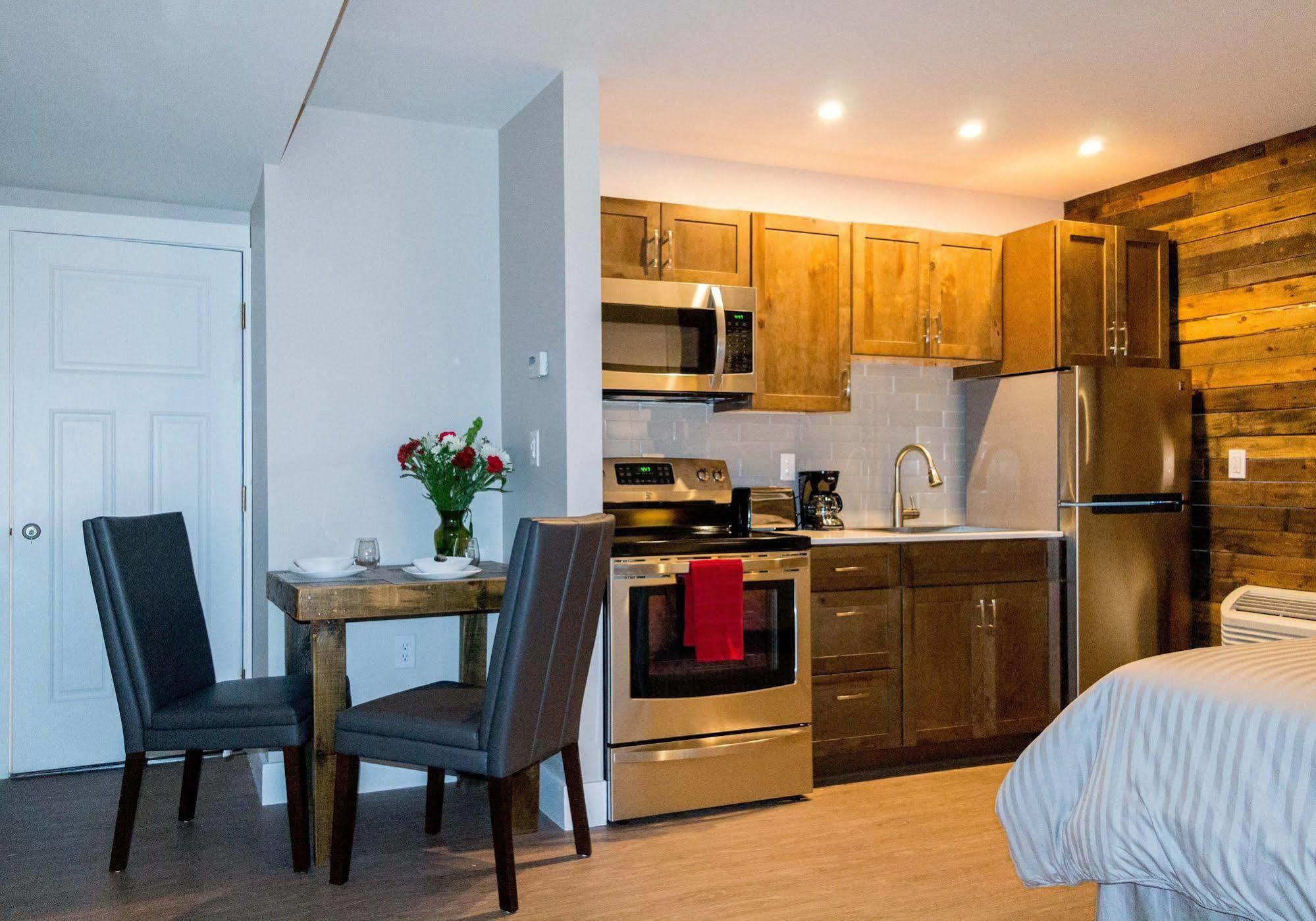 Placid Inn: Residences Aparthotel Lake Placid